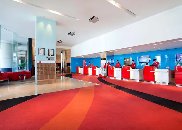 Cheap hotel: Ibis Bandung Trans Studio